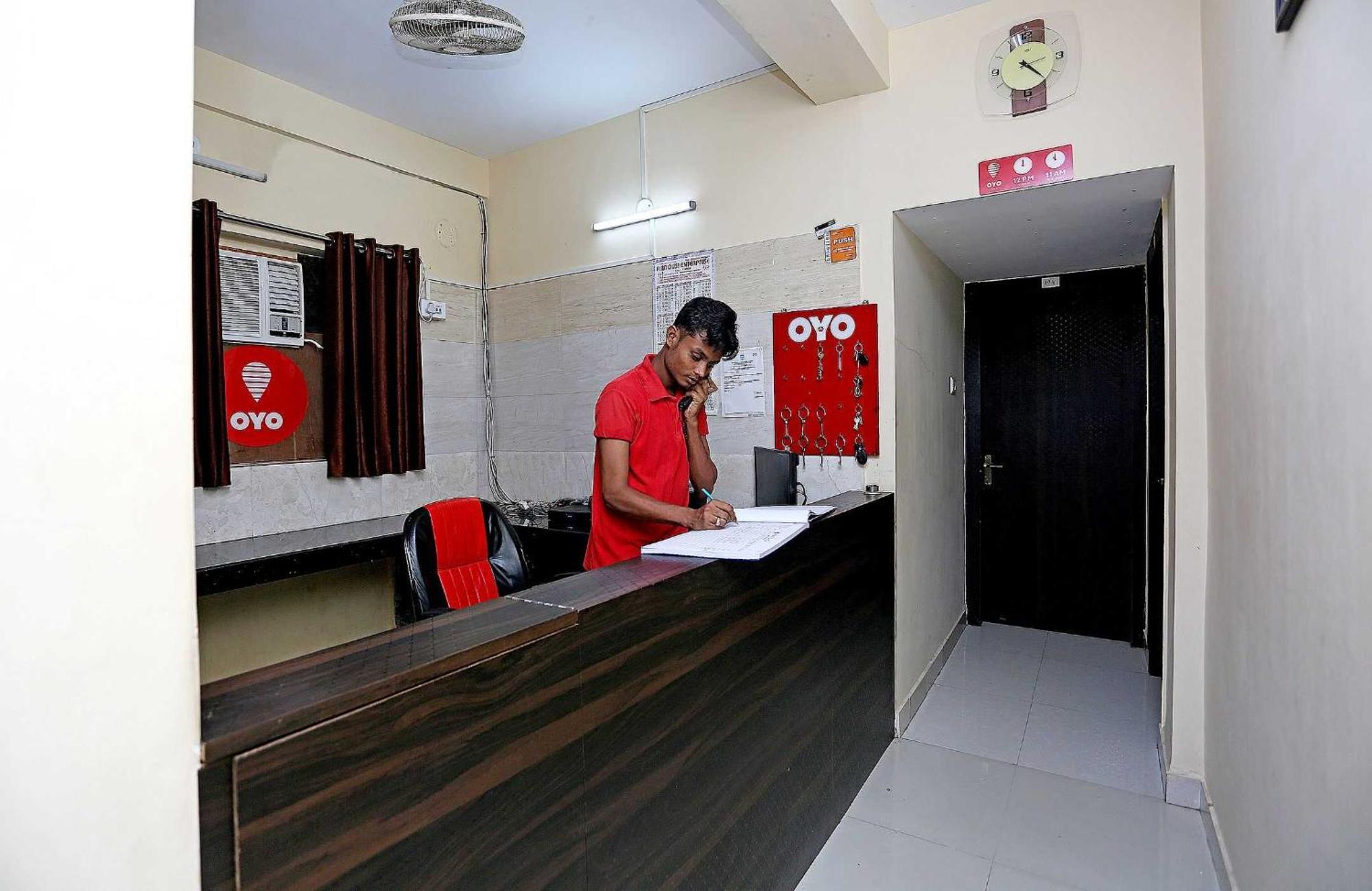 Super Oyo Bishnupur Hotel Kolkata Exterior photo